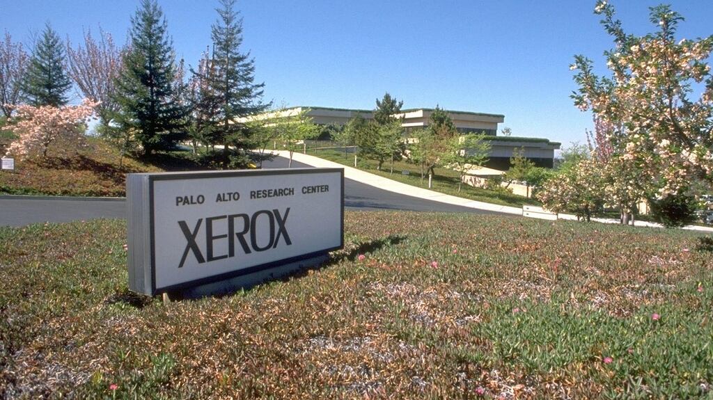 Xerox is planning to cut costs over the next three years that will result in $2.4 billion in savings across the two companies, of which $700 million is expected for 2016