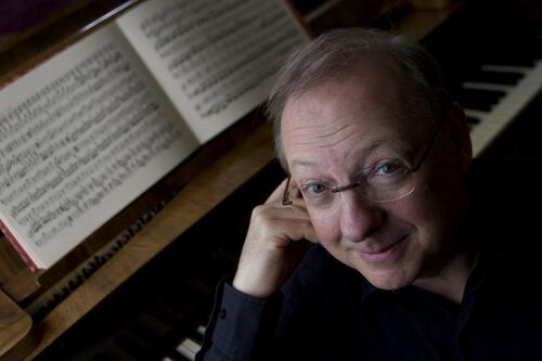 Not fade away: which classical pieces are most popular?