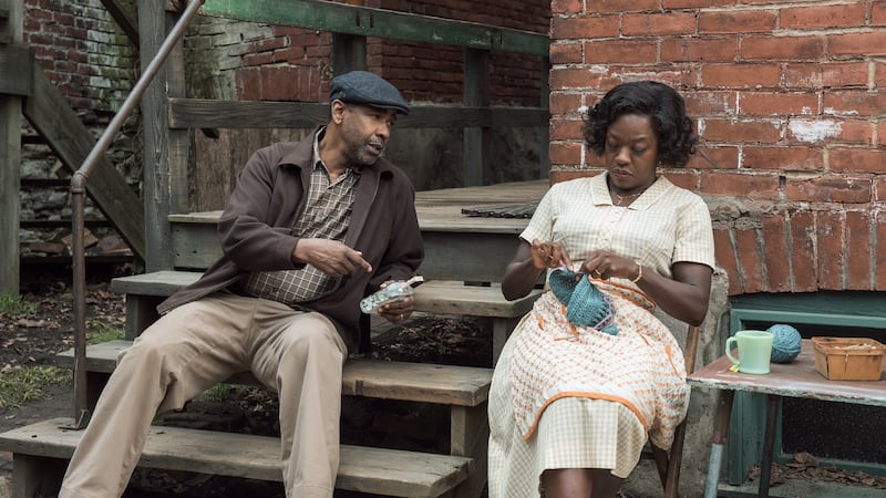 Denzel Washington and Viola Davis in Fences.