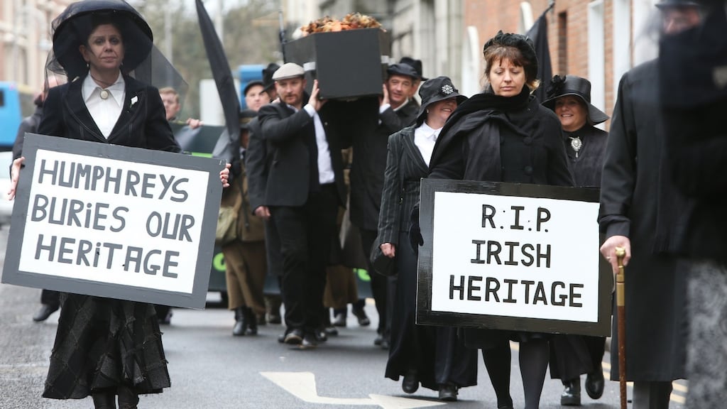 Members of the Save Moore Street 2016 campaign march to the office of the Minister for  Heritage  Heather Humphreys in Dublin. Photograph: Brian Lawless/PA Wire