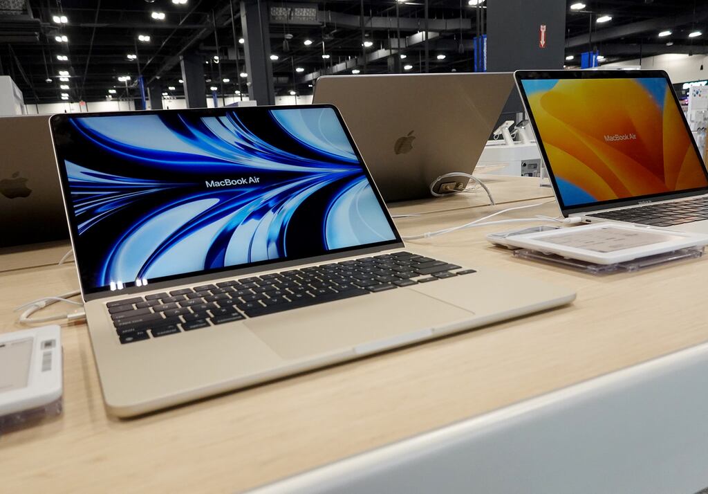 The market cap of Apple passed $3 trillion on Friday. Photograph: Joe Raedle/Getty Images