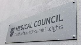 Only half of doctors feel duty to report incompetence