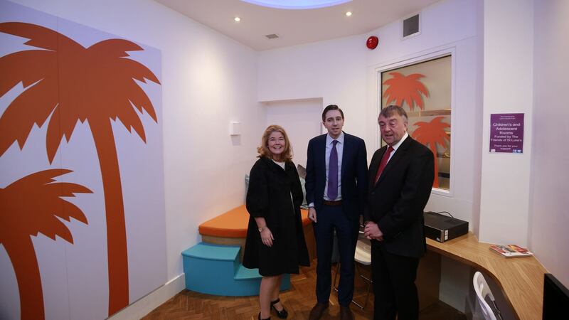 David and Tina Fitzgerald with Minister Simon Harris. Photograph Nick Bradshaw