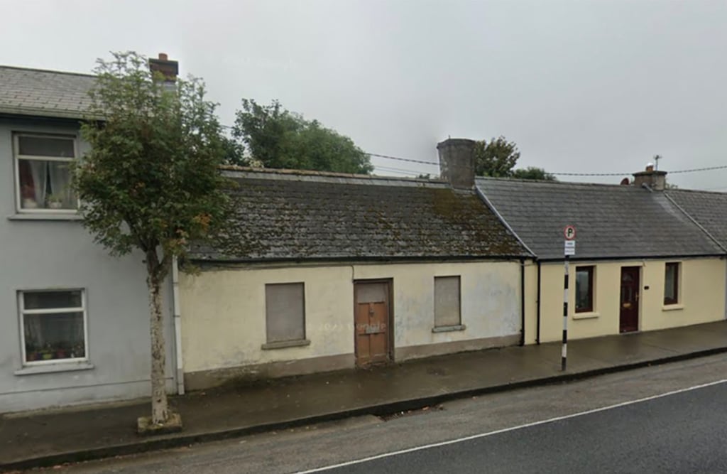 The remains of the man were found in a single-story terraced house on Beecher’s Street in Mallow by two Cork County Council staff around midday on Friday.