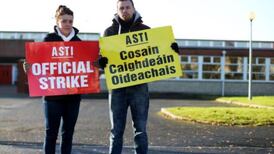 Extra payments to retiring teachers take up €25m of budget overrun