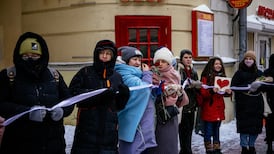 Alexei Navalny supporters begin candlelit protests in Russia