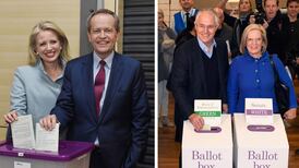 Australian election: Turnbull and Shorten face hung parliament