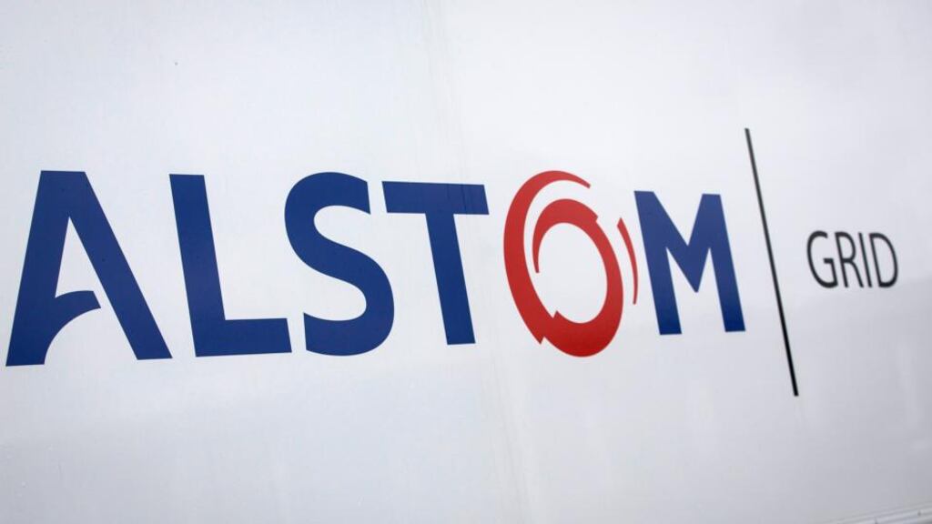 General Electric face a possible competing offer for Alstom from Siemens that’s favoured by some French officialsPhotographer: Simon Dawson/Bloomberg
