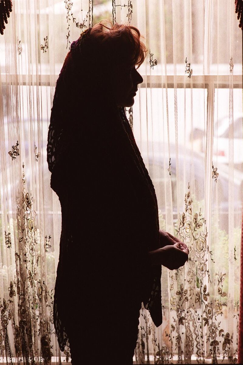Edna O’Brien  in her London home in 1999. Photograph: Frank Miller