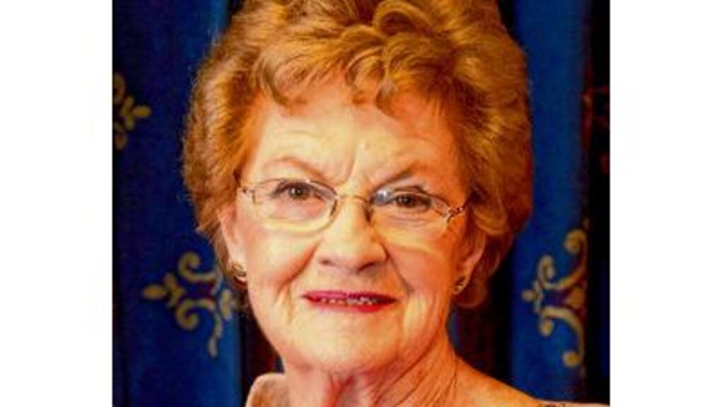 Bláthnaid Ó Brádaigh, uachtarán an oireachtais Aoife Nic Cormaic, cnuasach nua ceoil