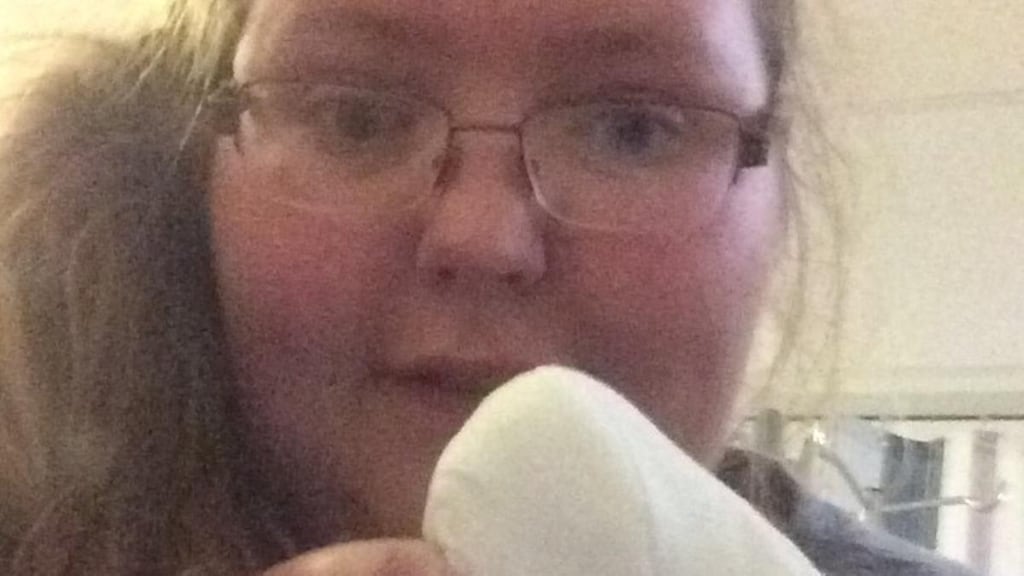 Megan Cullen (25) cut off her own right index finger after suffering eight years of chronic pain