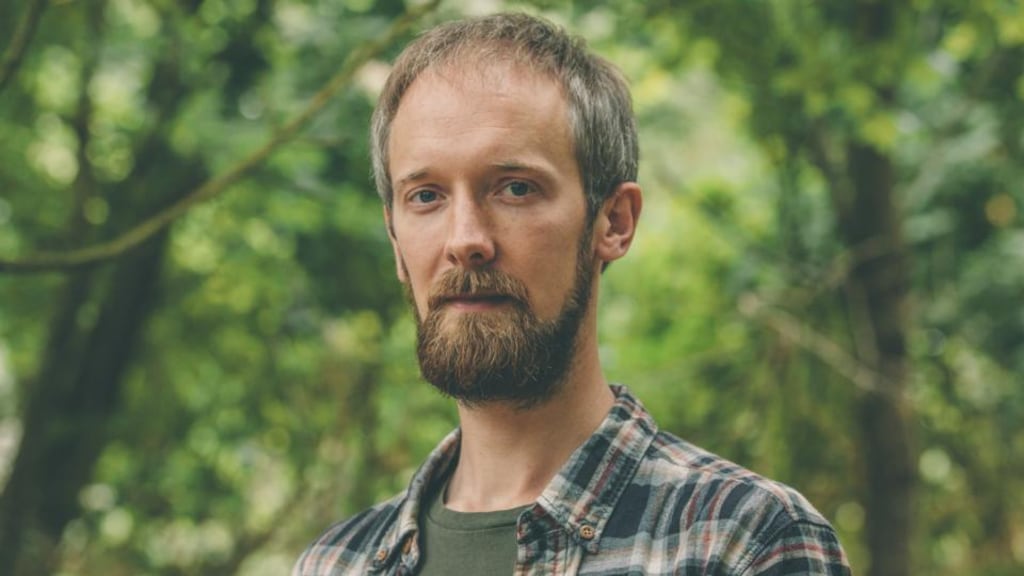 Ben Smith: his poetic abilities paint the surroundings of the novel in vivid detail.