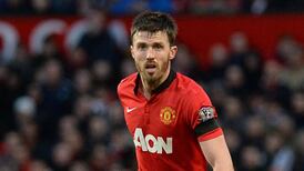 Carrick signs contract extension at Manchester United