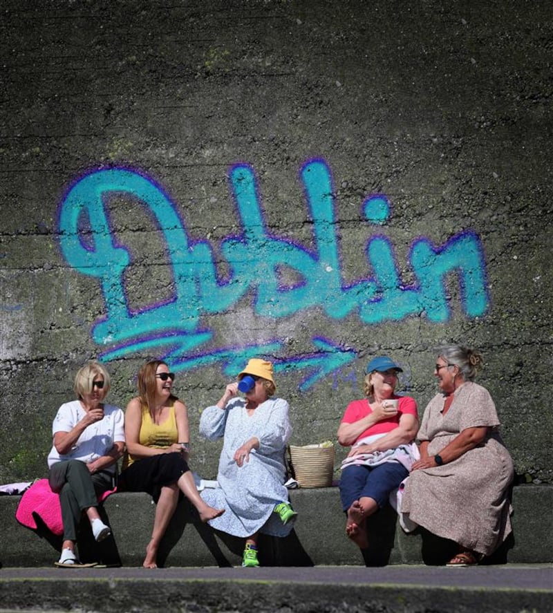 McCoy, Geraldine Feeney and Eva Currid, enjoying tea and a chat in the sunshine at Portmarnock, Co. Dublin.