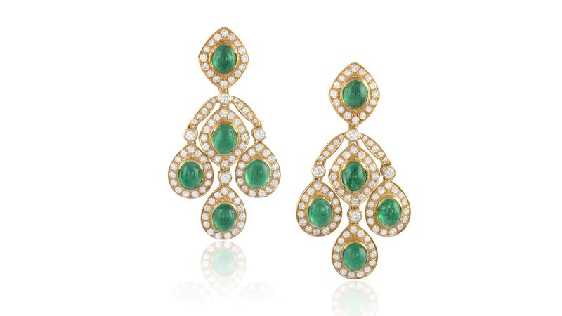 Lot 97 Emerald and diamond ear clips (€8,000 - €10,000)