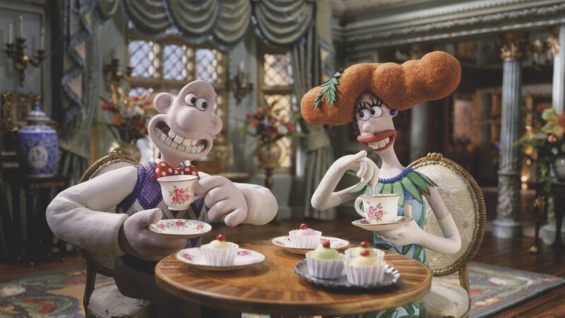 Wallace is smitten with Lady Tottington Wallace & Gromit: The Curse of Were-Rabbit