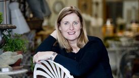 Embracing the antiques road show in France