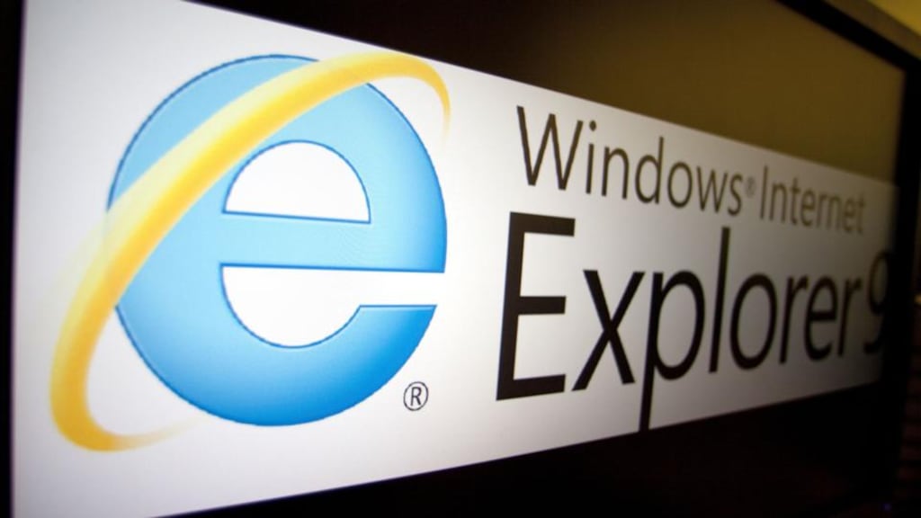 The US and UK governments have advised computer users to consider using alternatives to Microsoft’s Internet Explorer browser until the company fixes a security flaw. Photo: Bloomberg