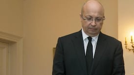 Dail observes minute’s silence in solidarity with French people