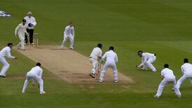 England finish off New Zealand between the showers