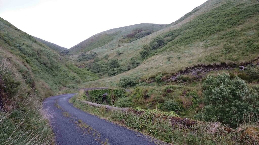 Bawnaglanna: the route loops and winds its way up a valley