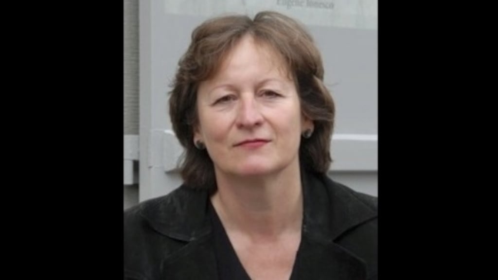 Gabrielle Alioth is a Swiss writer living in Ireland.