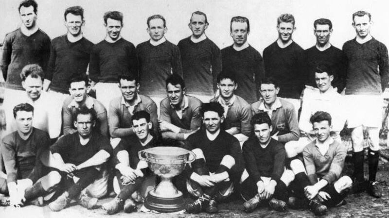 The Kerry All-Ireland winning team of 1930. Back Row, from left: Jack Walsh, Dee O’Connor, JJ Landers, J Barrett, J O Sullivan, J Riordan, Tim O Donnell, Dan Ryan, Eamonn Fitzgerald. Middle: Jack McCarthy, Paddy Whitty, Con Brosnan, Paul Russell, Tommy Barrett, Dan O’Keeffe, Miko Doyle. Front: Jackie Ryan, Bob Stack, Eddie ‘Pedlar’ Sweeney, John Joe Sheehy (c), Tim Landers, Con Geaney