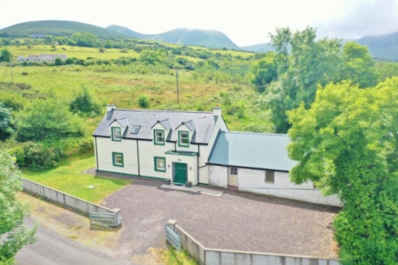Daisy Cottage, Cloghane, Co Kerry