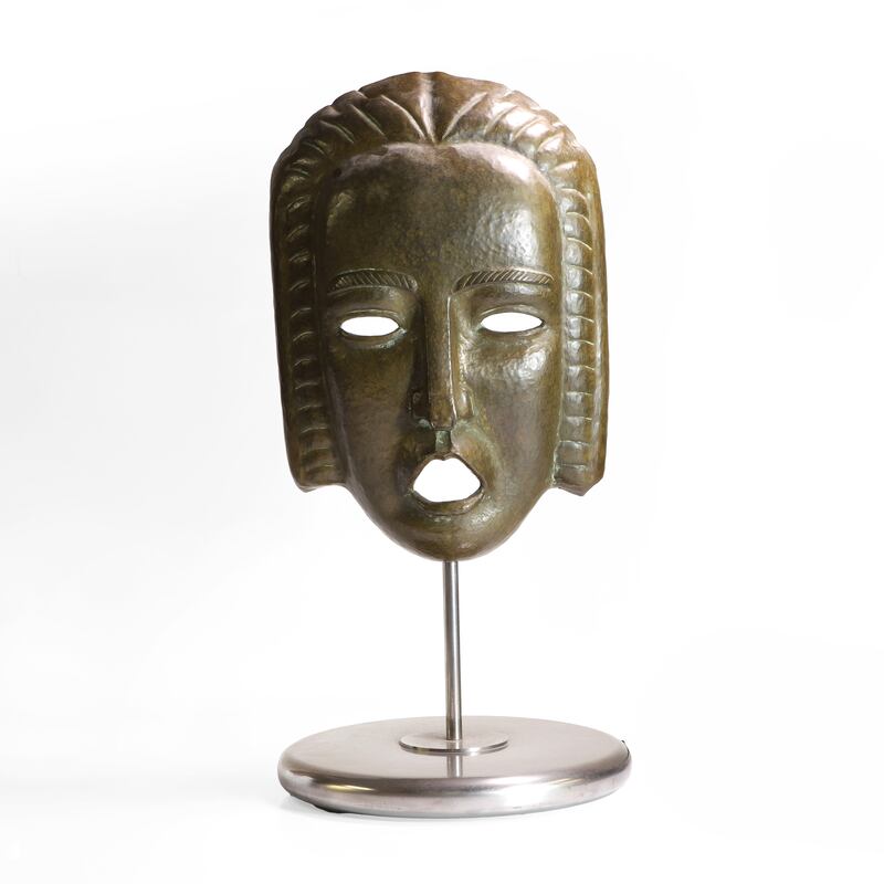 Art Deco style lamp in Sworders auction,
£200-£300