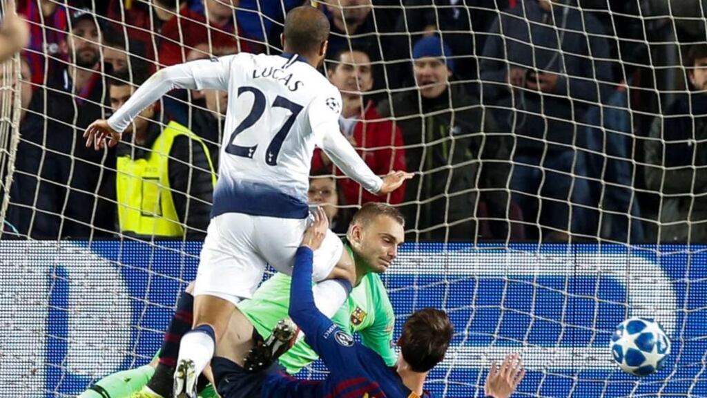 Tottenham Hotspur winger Lucas Moura scores his side’s equalising goal in the Champions League group B match at the Nou Camp. Photograph: Enric Fontcuberta/EPA