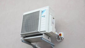 Improved support needed for householders to ease switch from fossil fuels, says climate council