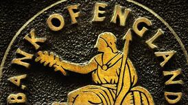 Bank of England sits tight on policy as recovery builds