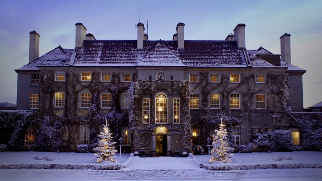 Treat a loved one to the promise of an overnight stay, afternoon tea, dinner in the Michelin-starred Lady Helen, an indulgent massage in our Treatment Suites or round of golf on our world class course.