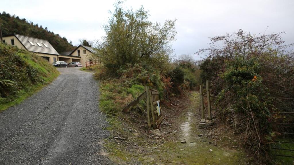 The disputed laneway on Quarry Road outside Portroe, Co Tipperary where neighbours Diane Whitehead and Alan Kelly are in dispute