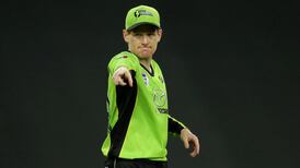 Eoin Morgan in winning cameo for Sydney Thunder against Brisbane Heat