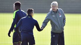 Arsene Wenger rubbishes talk of Alexis Sanchez bust-up