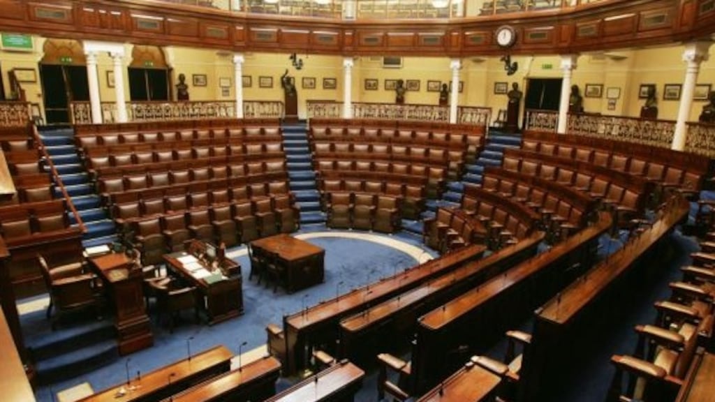 Tánaiste Leo Varadkar and Sinn Féin finance spokesman Pearse Doherty clashed in the Dáil over delays in the rollout of the vaccination plan