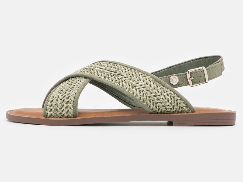Refresh sandals (zalando.com, €50)