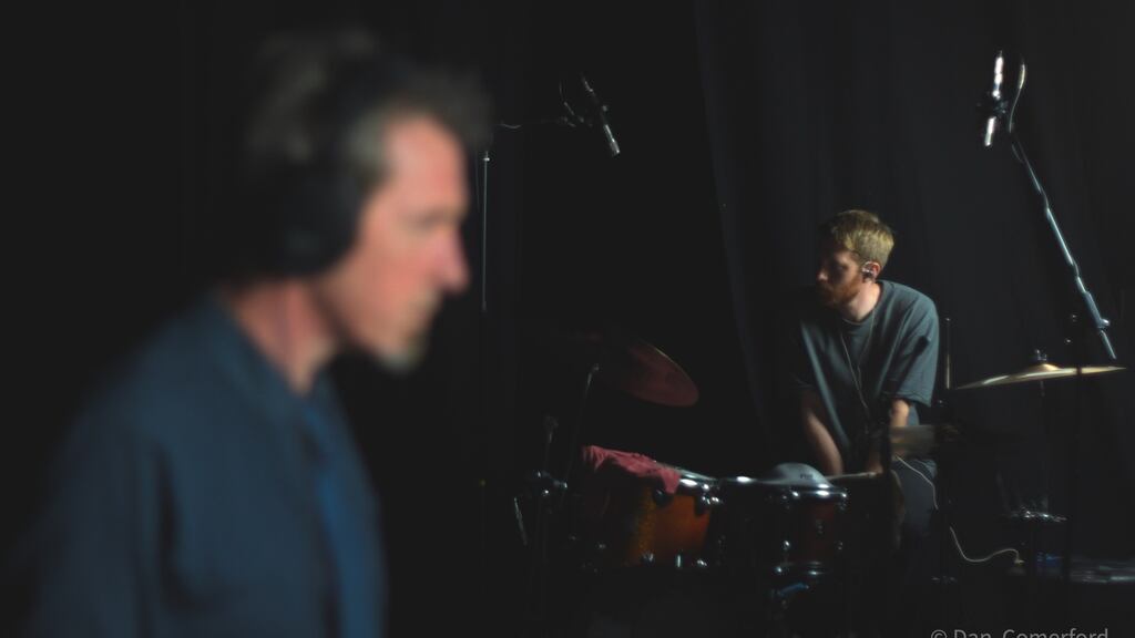 The Hands of Franky Machine is designed to be experienced in one continuous hour-long sitting, like a film or a play