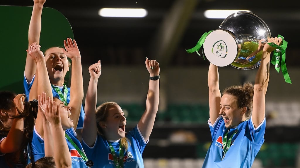 Peamount United’s Karen Duggan and team-mates celebrate following winning the FAI Women’s Senior Cup at Tallaght Stadium in Dublin. Photograph: Stephen McCarthy/Sportsfile