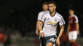 Manchester United accept Everton’s bid for Morgan Schneiderlin