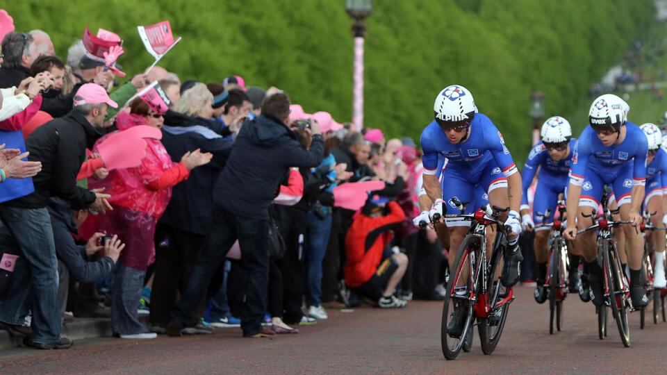 Team FDJ enter the Stormont estate in Belfast on the Team Time Trial during stage two of the 2014 Giro D’Italia. Photograph: Paul Faith/PA Wire