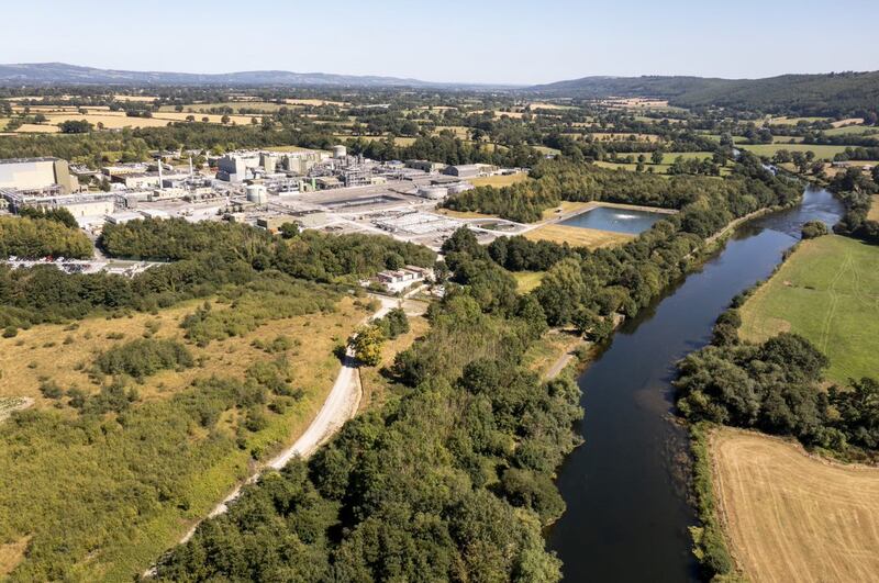 An aerial view of the MSD Ballydine plant, illustrating the solar farm and river walkway that enriches the locale with its biodiversity