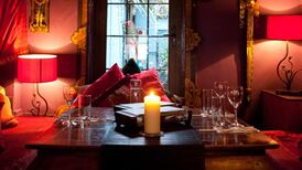 Review: A very familiar Chameleon in Temple Bar