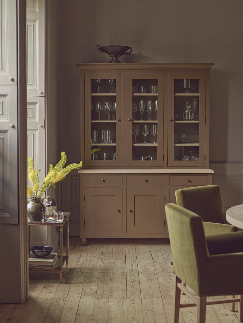 Inspired by the worn leather patina of a classic saddle, this velvety, rich brown Saddle, from Neptune, captivates with its warm hue.