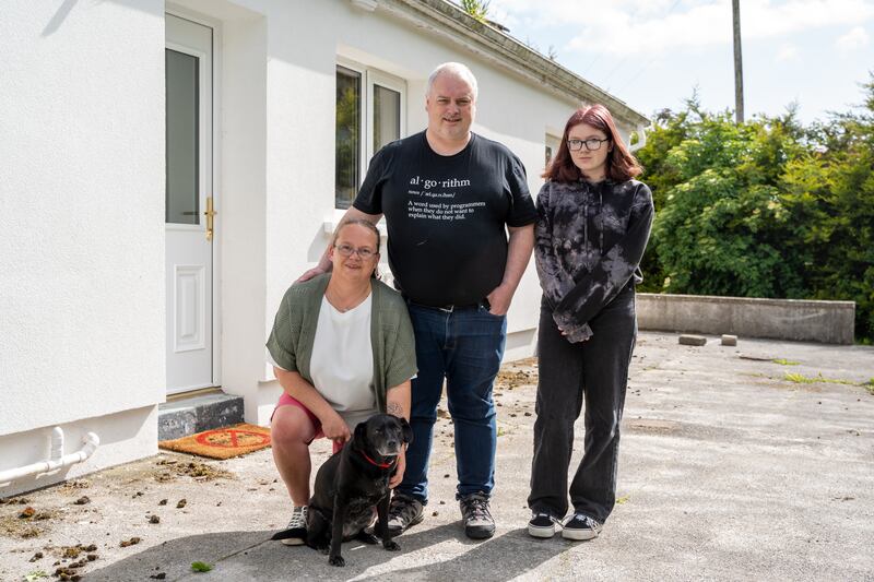 With new triple-glazed windows and 100mm Kore external wall insulation, the Delaneys’ home exterior has a smart new look