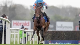 Un De Sceaux bids to become rare 12-year-old Grade One winner