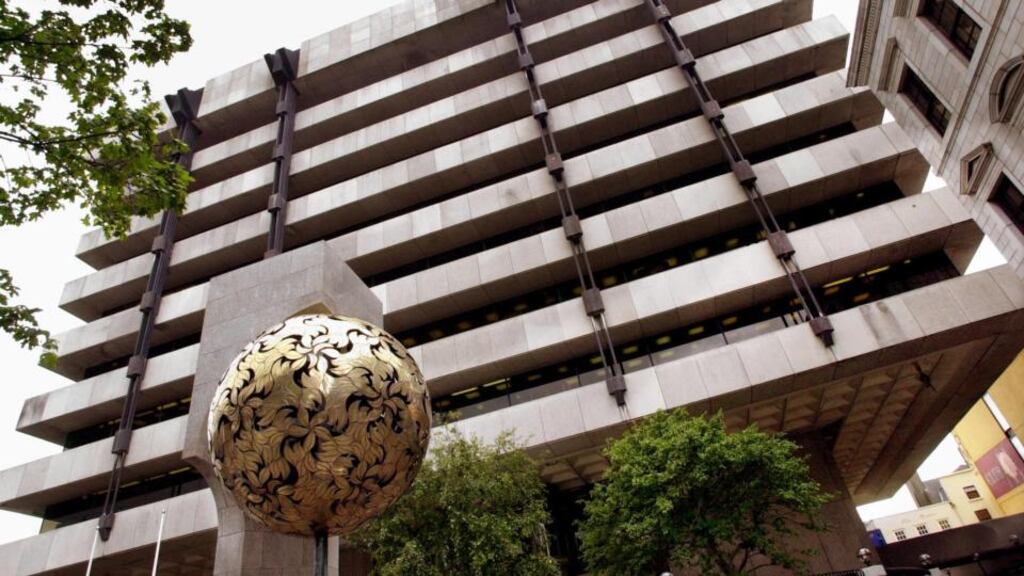 The Central Bank said at end-March 2013, the domestic banks had foreign exposures of €106 billion.