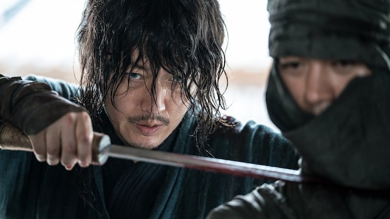 Jang Hyuk in The Swordsman