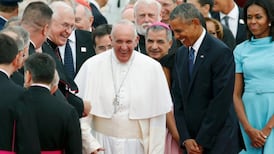 Pope Francis greeted by Obamas as he makes first US visit